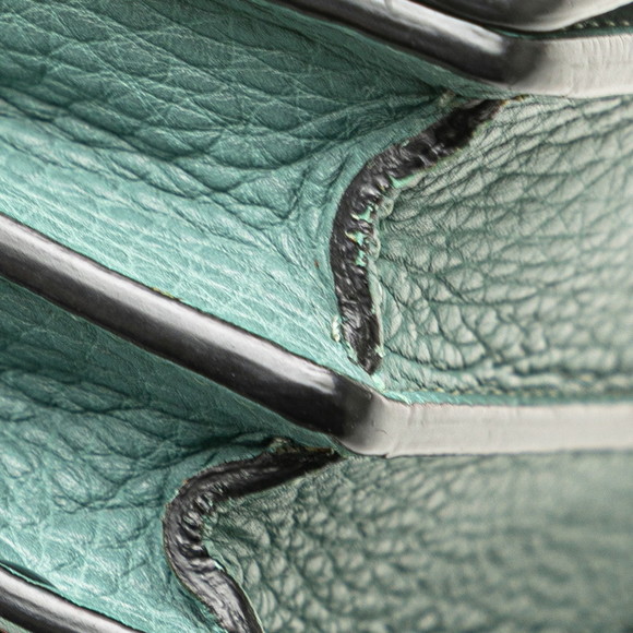 Valentino Rockstud Chain Shoulder Bag in Green Leather for Women. - Picture 5 of 10